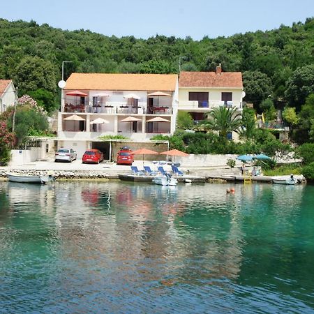 Apartments Segedin Zrnovo エクステリア 写真